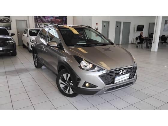 HYUNDAI HB20X 1.6 16V FLEX EVOLUTION AUTOMÁTICO HYUNDAI HB20X 1.6 16V FLEX EVOLUTION AUTOMÁTICO